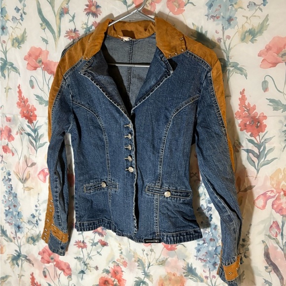 Vintage Blue and Tan Jean Jacket with Suede Accents - Picture 2 of 11